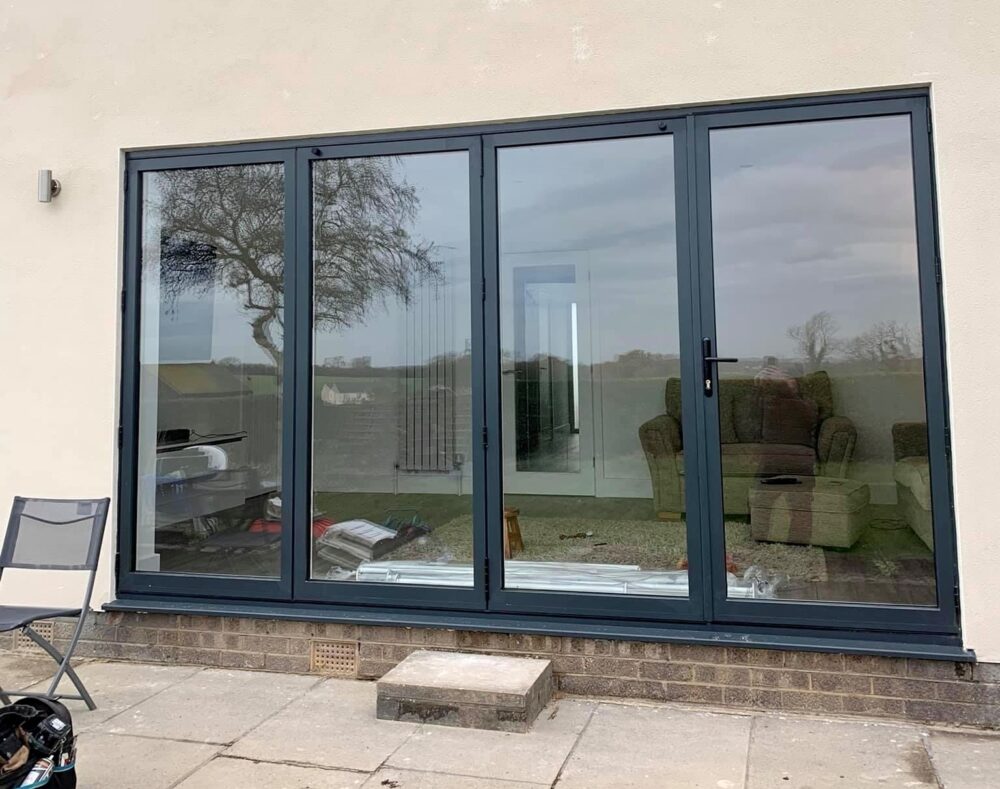 4 PANEL BIFOLD STYLES