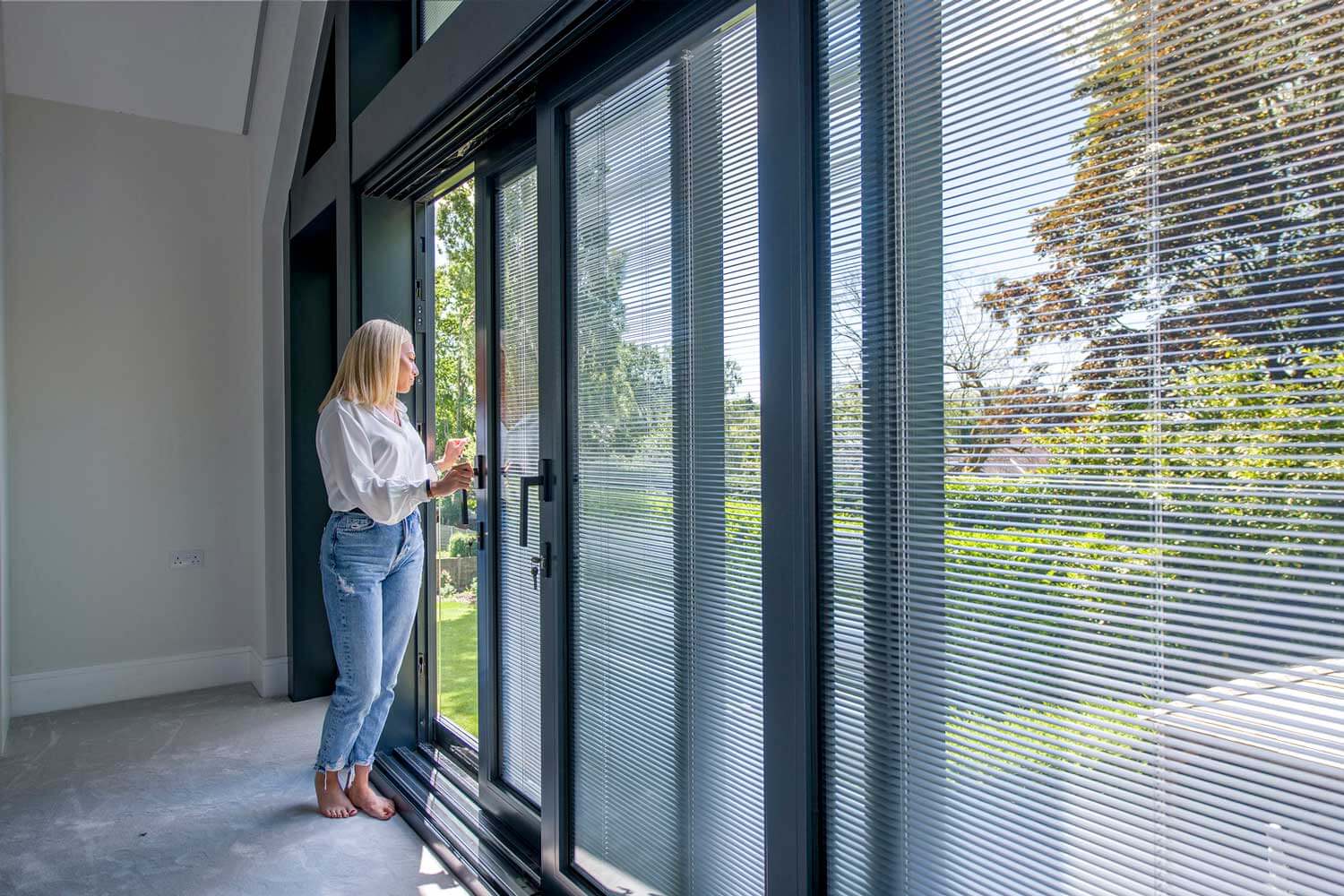 Privacy for bifold doors